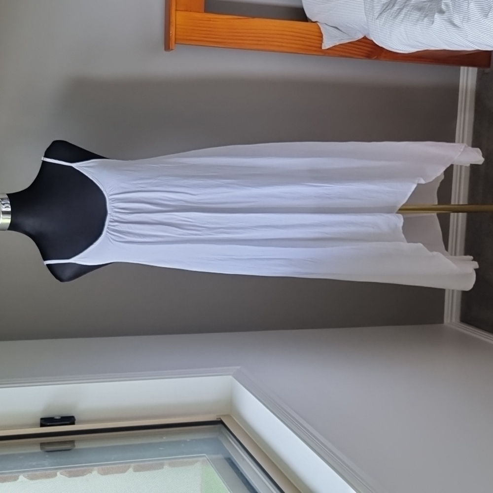 White Summer dress from Lily Whyt Size 10 NWOT - Picture 16 of 16